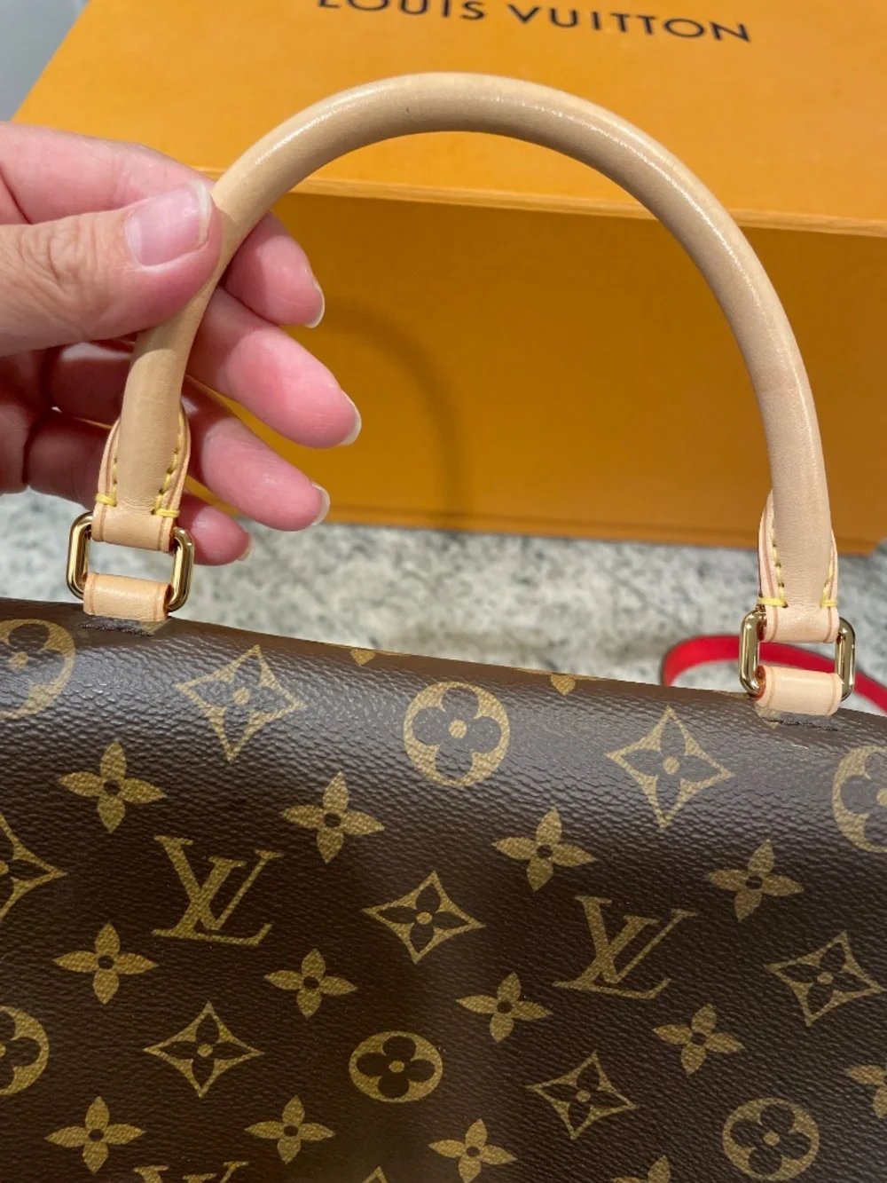 Louis vuitton MARIGNAN